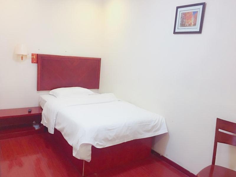 Greentree Inn Shanghai Pudong Airport Wild Animal Park Express Hotel Nanhui المظهر الخارجي الصورة