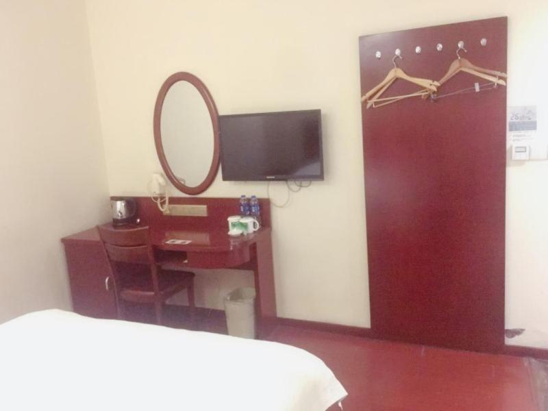 Greentree Inn Shanghai Pudong Airport Wild Animal Park Express Hotel Nanhui المظهر الخارجي الصورة
